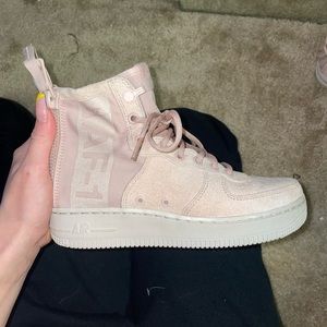 Nike hightop Airforce 1